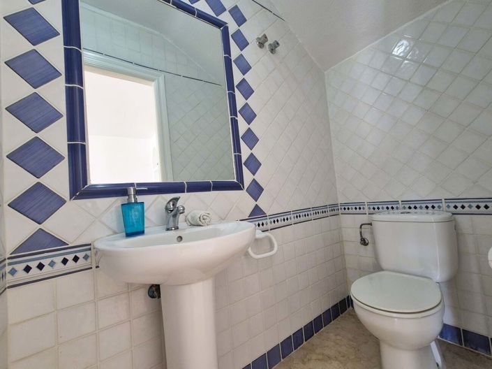 Image No.14-2 Bed Townhouse for sale