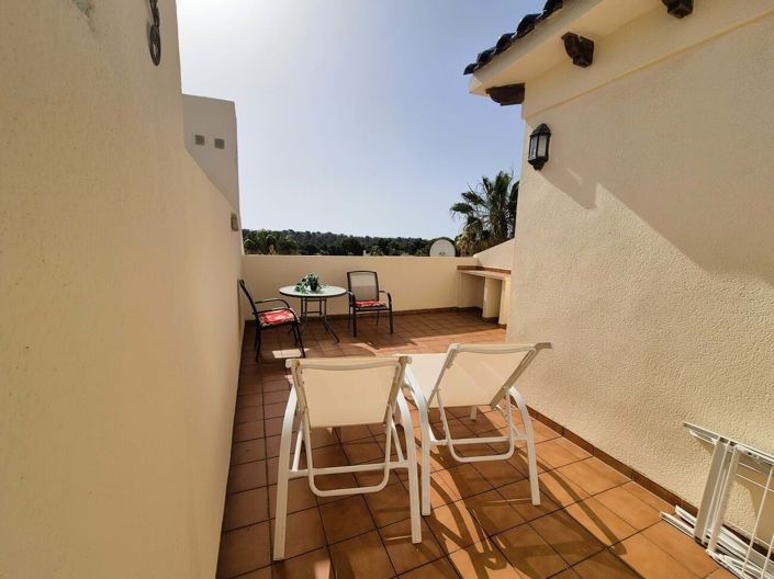 Image No.32-2 Bed Townhouse for sale