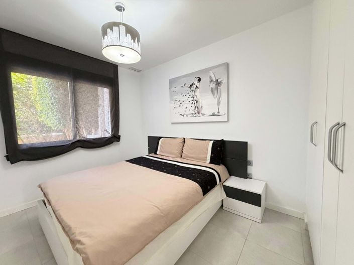 Image No.23-3 Bed Apartment for sale