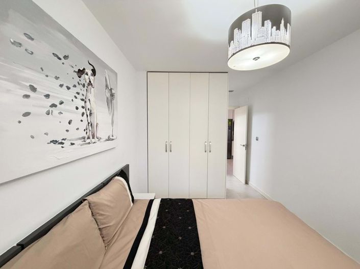 Image No.26-3 Bed Apartment for sale