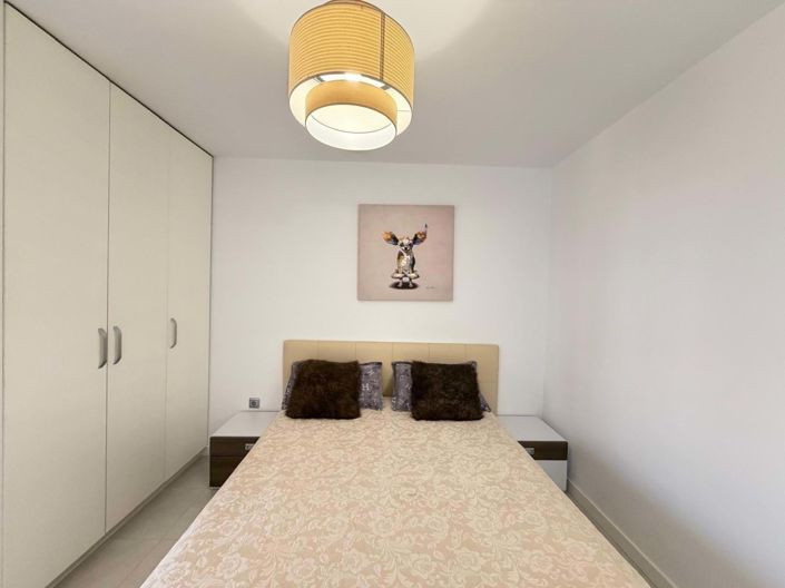 Image No.37-3 Bed Apartment for sale