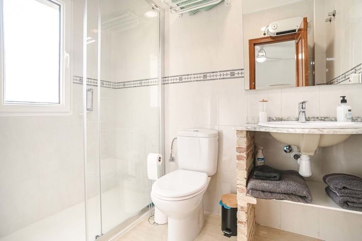 Image No.18-2 Bed Apartment for sale