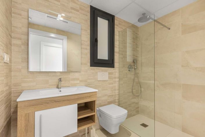 Image No.26-2 Bed Apartment for sale
