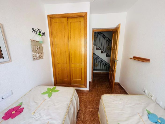 Image No.22-3 Bed Townhouse for sale