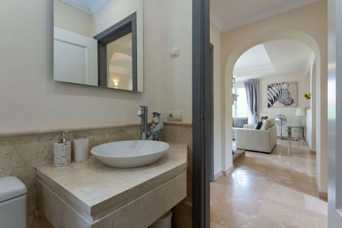Image No.19-3 Bed Villa for sale