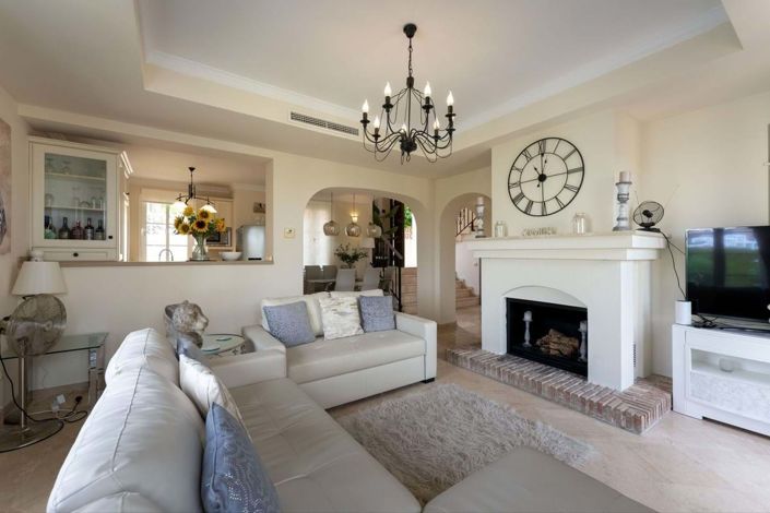 Image No.6-3 Bed Villa for sale