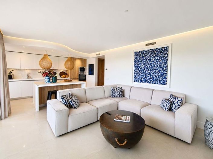 Image No.10-3 Bed Apartment for sale