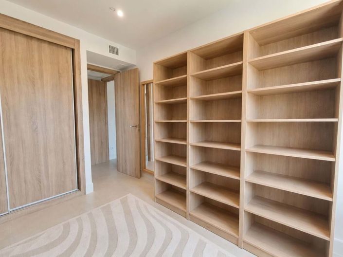 Image No.26-3 Bed Apartment for sale
