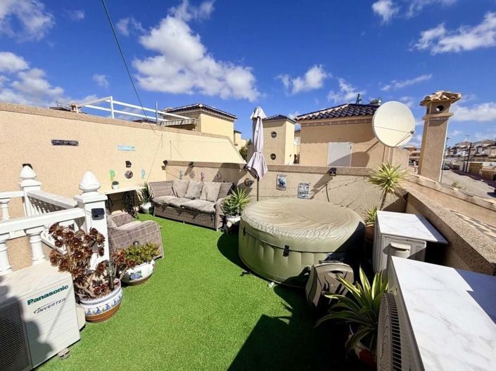 Image No.2-3 Bed Townhouse for sale