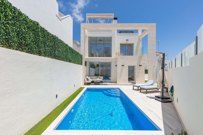 Image No.34-3 Bed Villa for sale