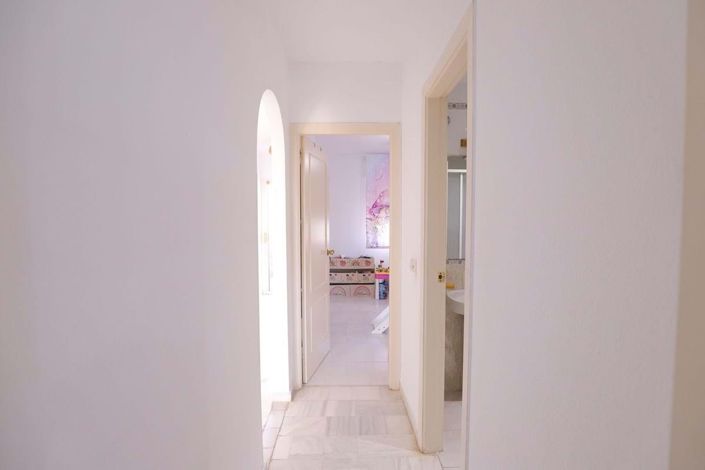 Image No.13-2 Bed Apartment for sale