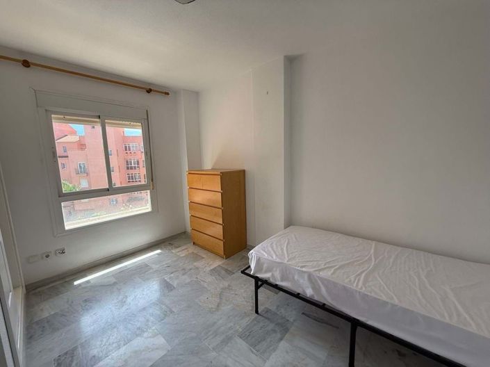 Image No.19-2 Bed Apartment for sale