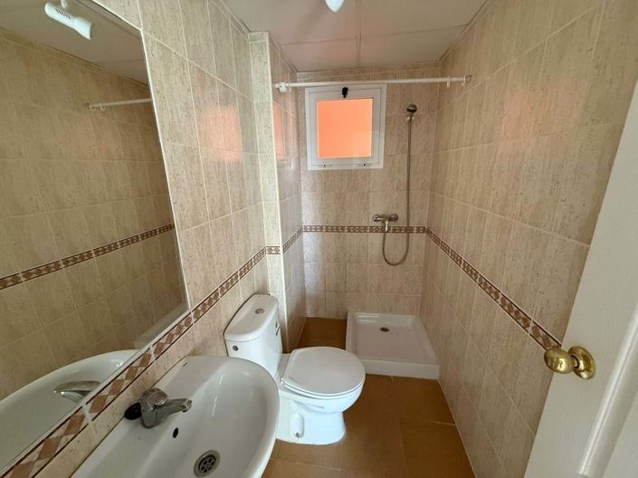 Image No.23-2 Bed Apartment for sale