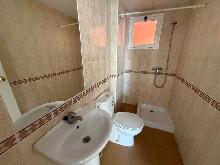 Image No.24-2 Bed Apartment for sale