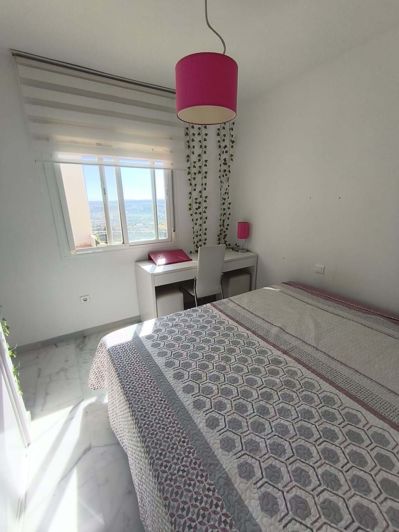 Image No.20-3 Bed Apartment for sale