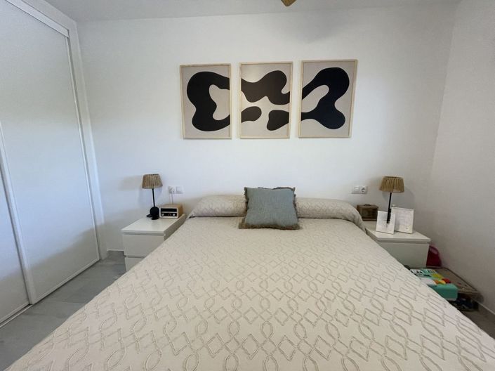 Image No.26-4 Bed Apartment for sale