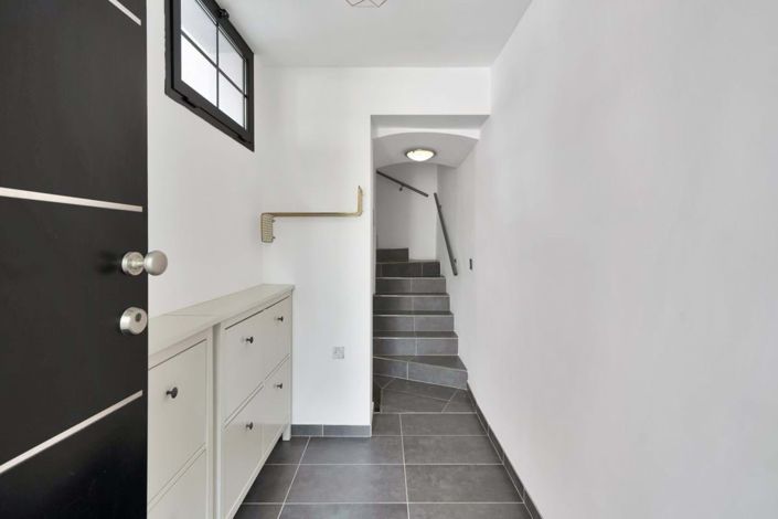 Image No.14-3 Bed Townhouse for sale