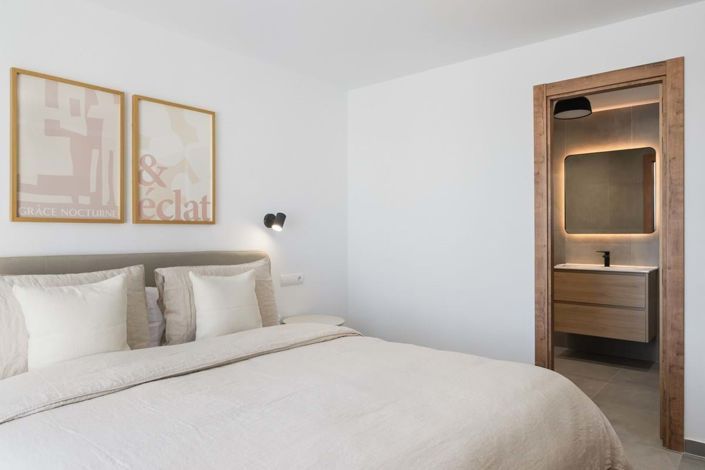 Image No.23-3 Bed Apartment for sale