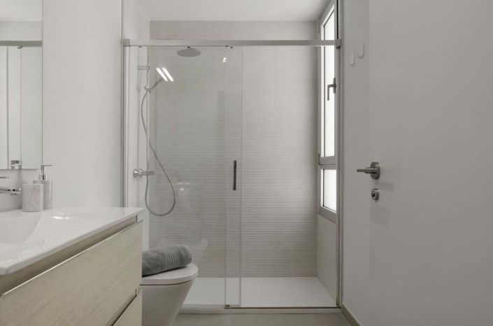 Image No.18-3 Bed Apartment for sale