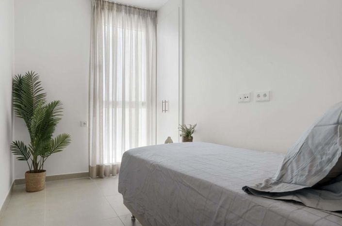 Image No.19-3 Bed Apartment for sale