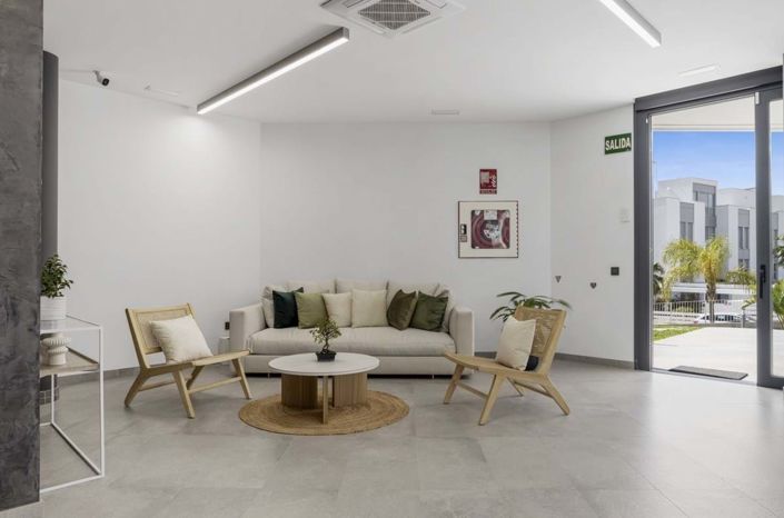 Image No.26-3 Bed Apartment for sale