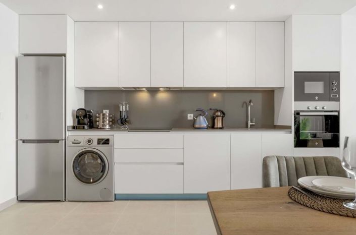 Image No.9-3 Bed Apartment for sale