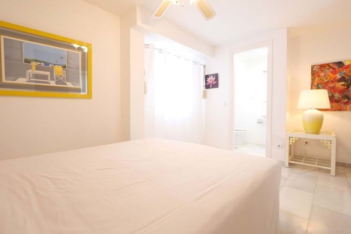 Image No.21-3 Bed Townhouse for sale