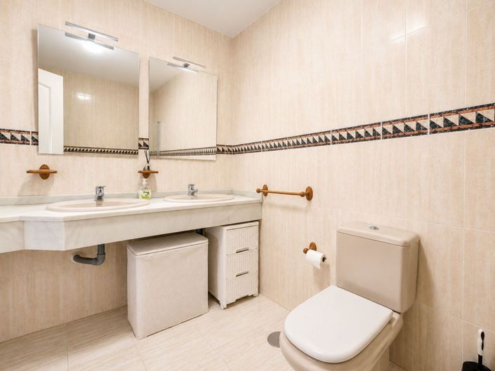 Image No.18-2 Bed Apartment for sale