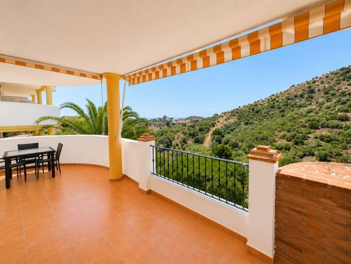 Image No.23-2 Bed Apartment for sale