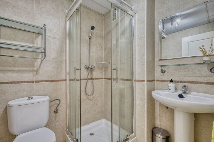 Image No.41-2 Bed Apartment for sale