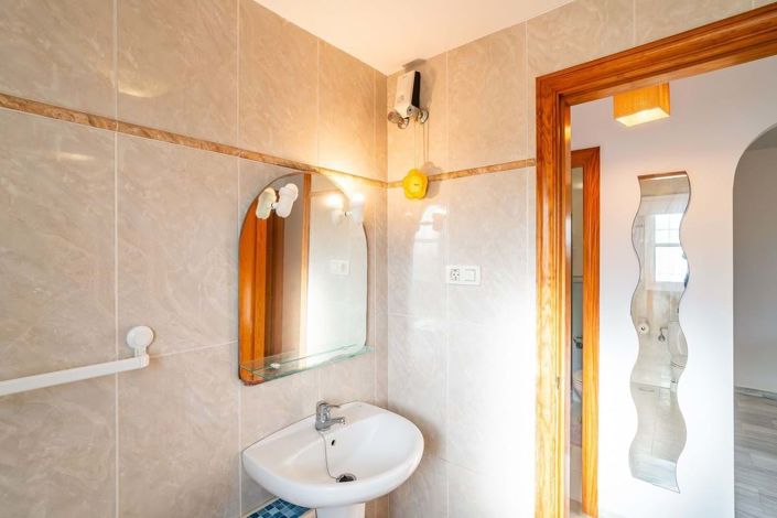 Image No.31-2 Bed Apartment for sale