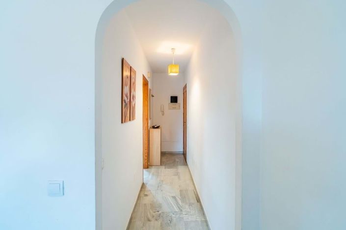 Image No.39-2 Bed Apartment for sale