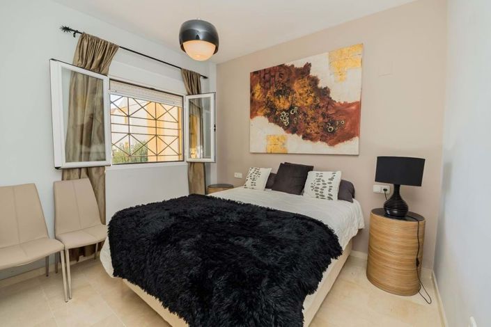 Image No.28-2 Bed Apartment for sale