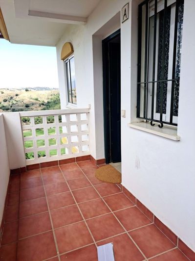 Image No.17-2 Bed Apartment for sale