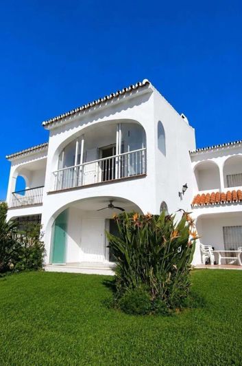 Image No.2-2 Bed Townhouse for sale