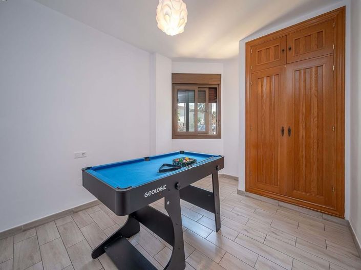 Image No.18-3 Bed Villa for sale