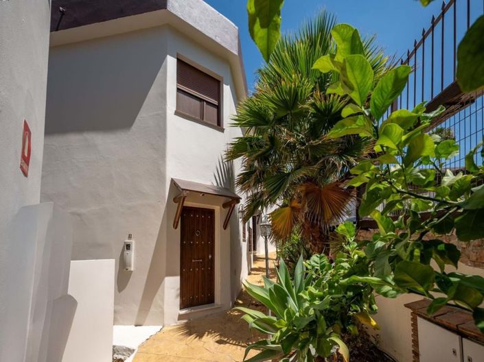 Image No.20-3 Bed Villa for sale