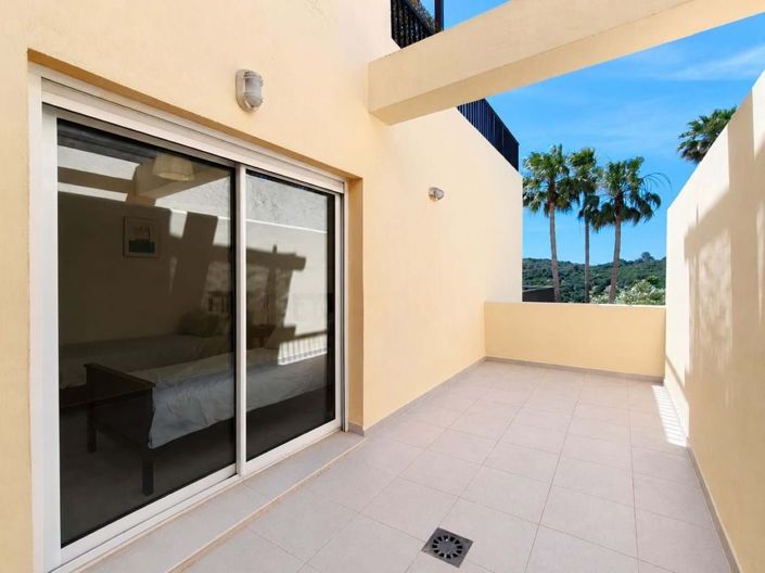 Image No.20-3 Bed Apartment for sale