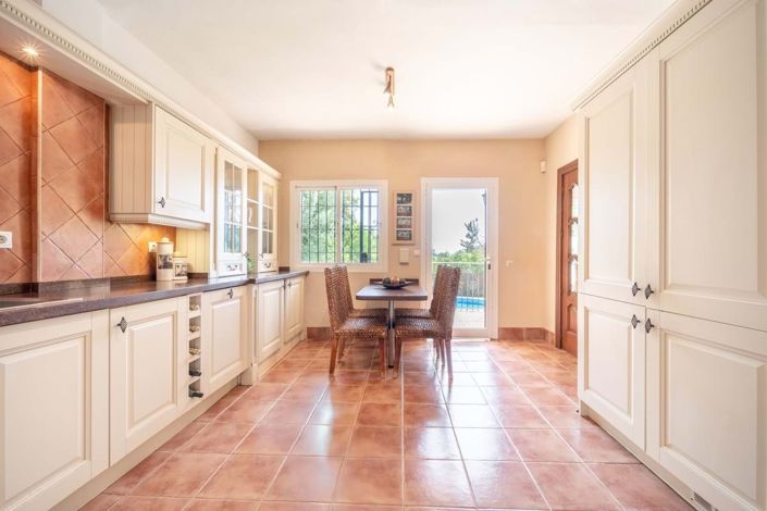 Image No.33-4 Bed Villa for sale