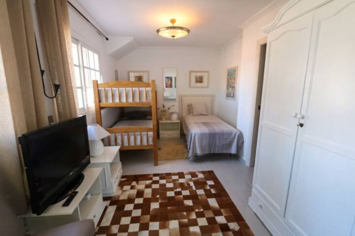 Image No.17-5 Bed Villa for sale