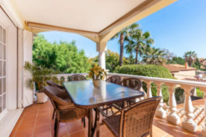 Image No.3-5 Bed Villa for sale