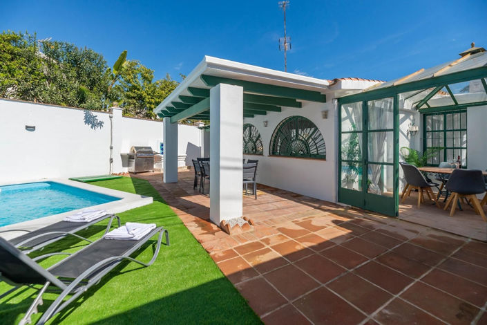 Image No.36-5 Bed Villa for sale