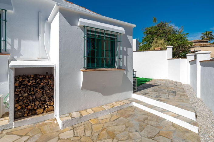 Image No.50-5 Bed Villa for sale