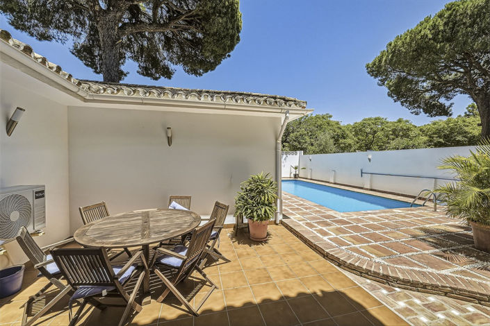 Image No.10-4 Bed Villa for sale