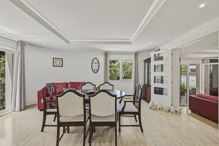 Image No.6-4 Bed Villa for sale