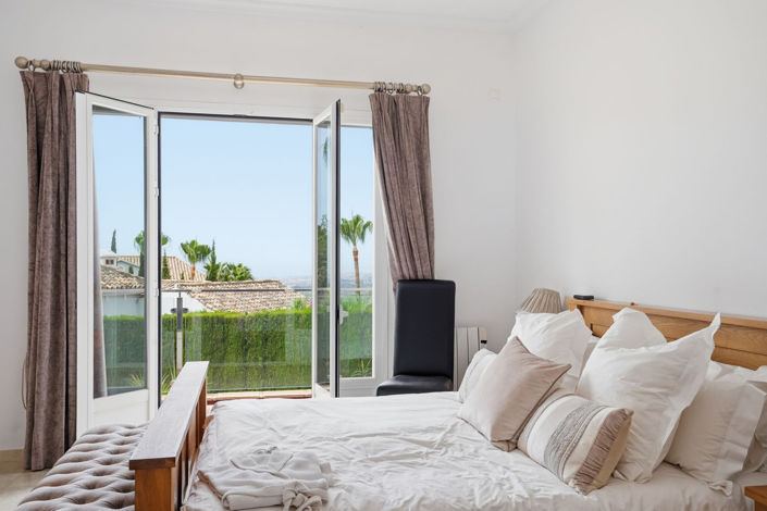 Image No.16-4 Bed Villa for sale