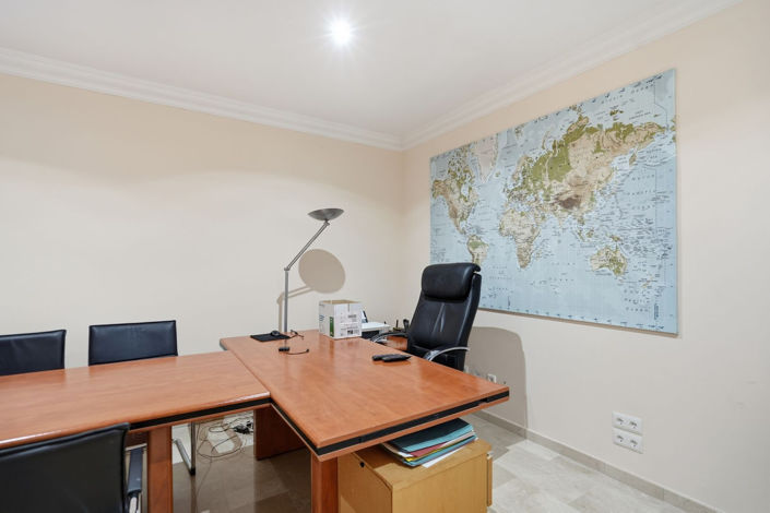 Image No.23-4 Bed Villa for sale