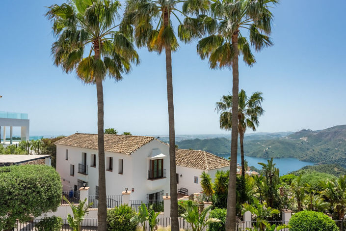 Image No.28-3 Bed Villa for sale