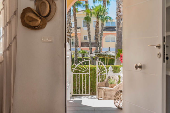 Image No.40-3 Bed Townhouse for sale
