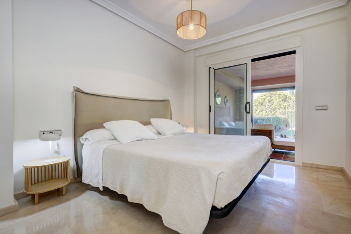 Image No.37-2 Bed Apartment for sale